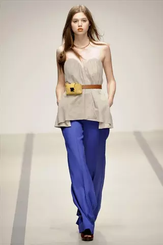 Jaeger Bahar 2011 | Londra Moda Haftası