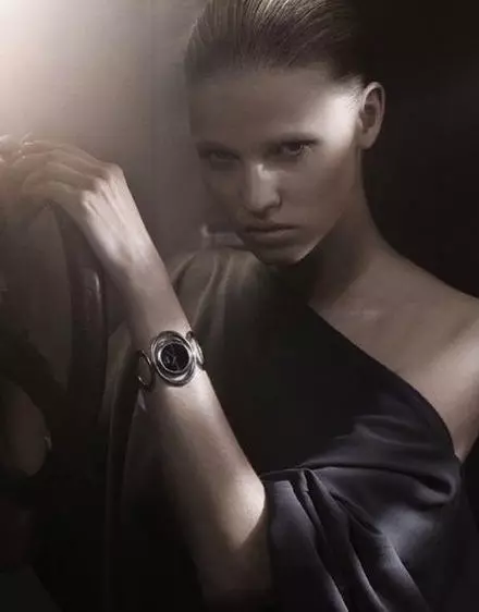 ck Kampanja Calvin Klein Accessories za proljeće 2011. | Lara Stone i Liu Wen, Fabien Baron