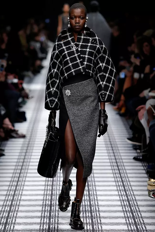 Balenciaga gerir kókóform fyrir haustið 2015