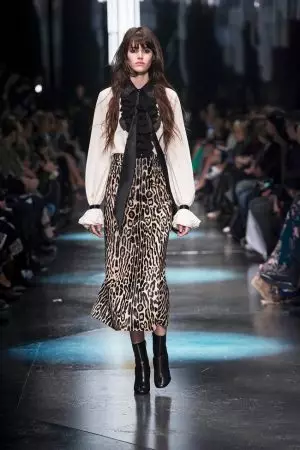 Roberto Cavalli ဆောင်းရာသီ/ဆောင်းရာသီ 2015