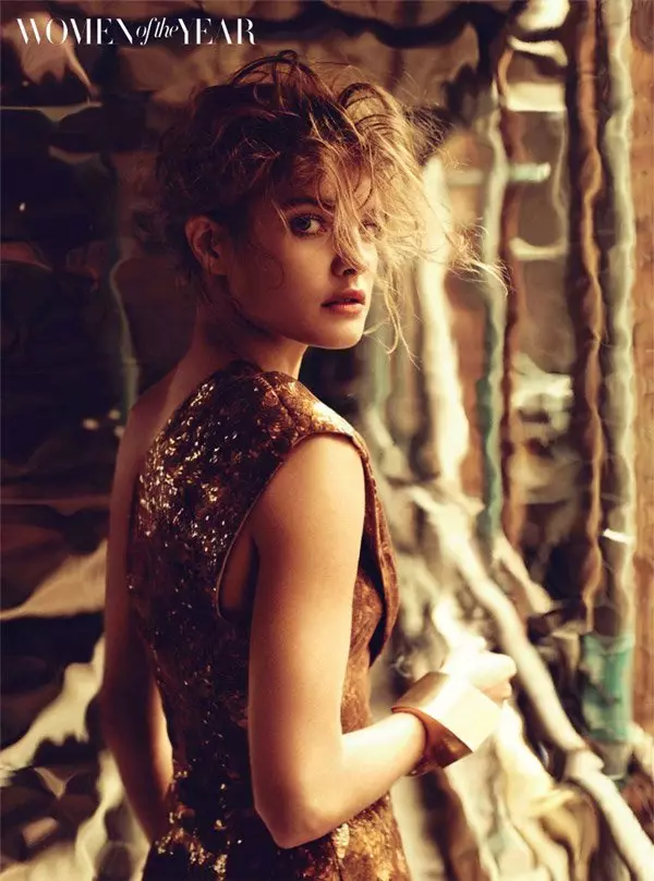 Natalia Vodianova สำหรับ Harper's Bazaar UK ธันวาคม 2010 โดย Michelangelo di Battista