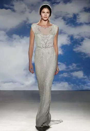 Jenny Packham predstavlja modele veće veličine na svojoj svadbenoj reviji za proljeće 2015