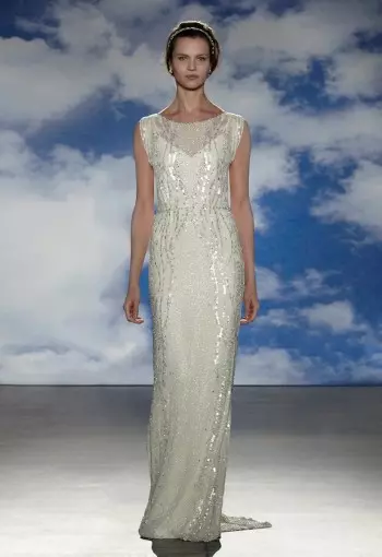 Jenny Packham 2015-ci ilin Bahar Gəlin Şousunda Böyük Ölçülü Modelləri təqdim edir