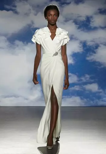 Jenny Packham Ibiranga Wongeyeho Ingano Yerekana Mugihe Cyumwaka wa 2015