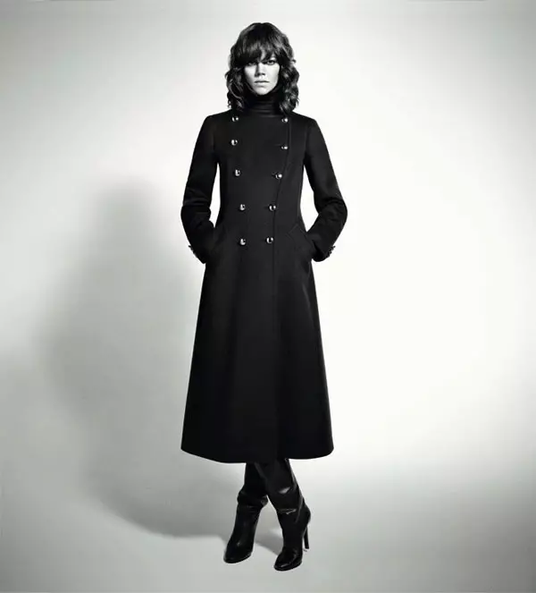 Kampanye Musim Gugur MaxMara 2010 | Freja Beha Erichsen oleh Mario Sorrenti