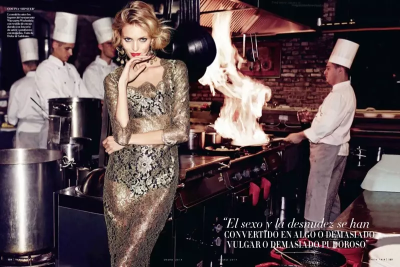 Anja Rubik devient glamour pour le numéro de janvier de Vanity Fair Spain