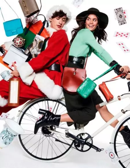 Sara Sampaio og Stella Maxwell har en stilig jul i Vogue Paris