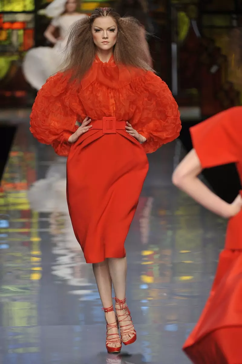 Christian Dior primăvară 2009 Haute Couture