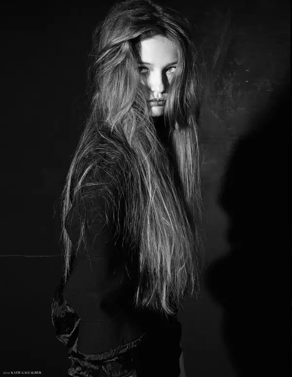 Kristina Romanova avy amin'i Eric Guillemain ao amin'ny The Longest Night