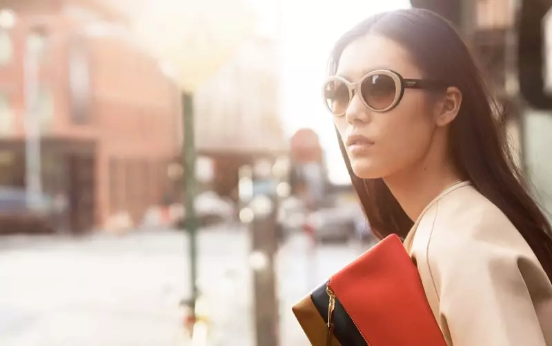 ดูตัวอย่าง | Liu Wen + Karlie Kloss สำหรับแคมเปญ Coach Spring 2014