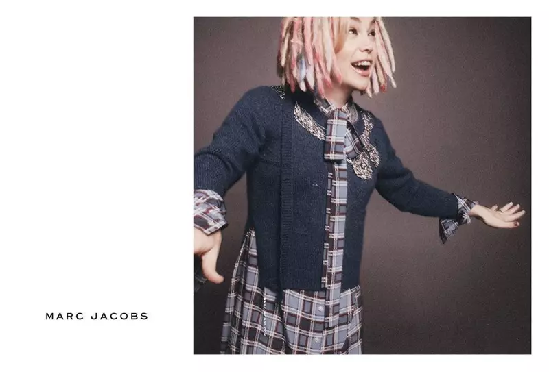 Lana Wachowski ĉefrolas en la printempa kampanjo 2016 de Marc Jacobs