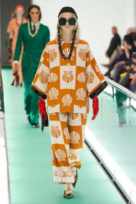 Gucci Goes Sleek pikeun Spring 2020