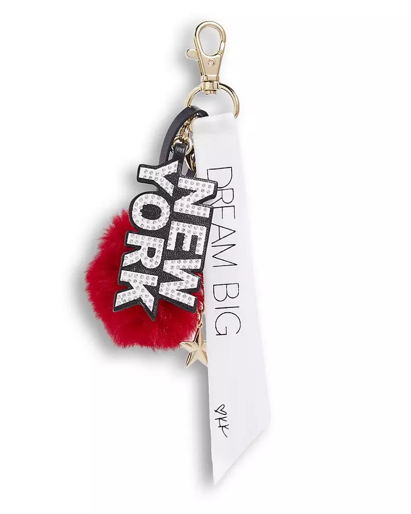 Karlie Kloss për Keychain Express Dream Big Pom dhe Charm çanta 19,90 dollarë