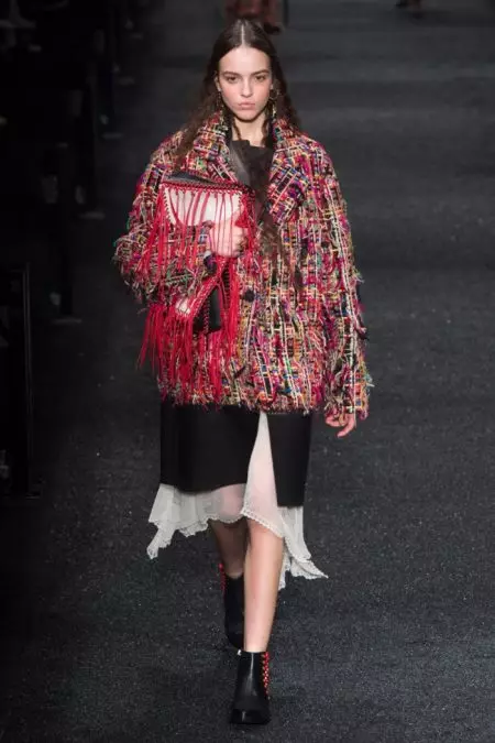 Alexander McQueen's Patchwork Elegance voor herfst 2017