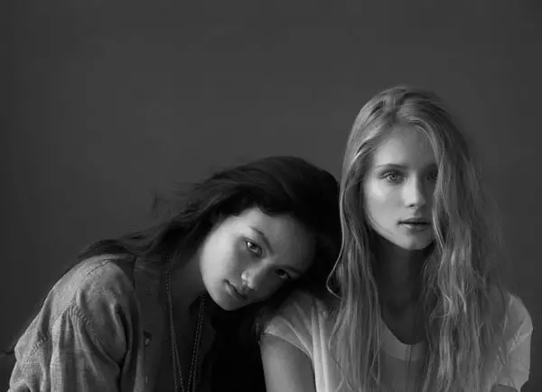 Jandra & Rachel by Stephen Ward kuri Russh # 36