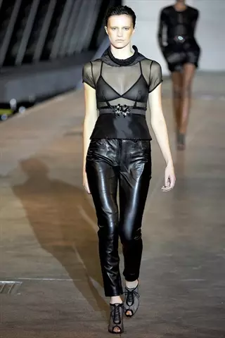 Richard Nicoll Spring 2011 | London Fashion Week