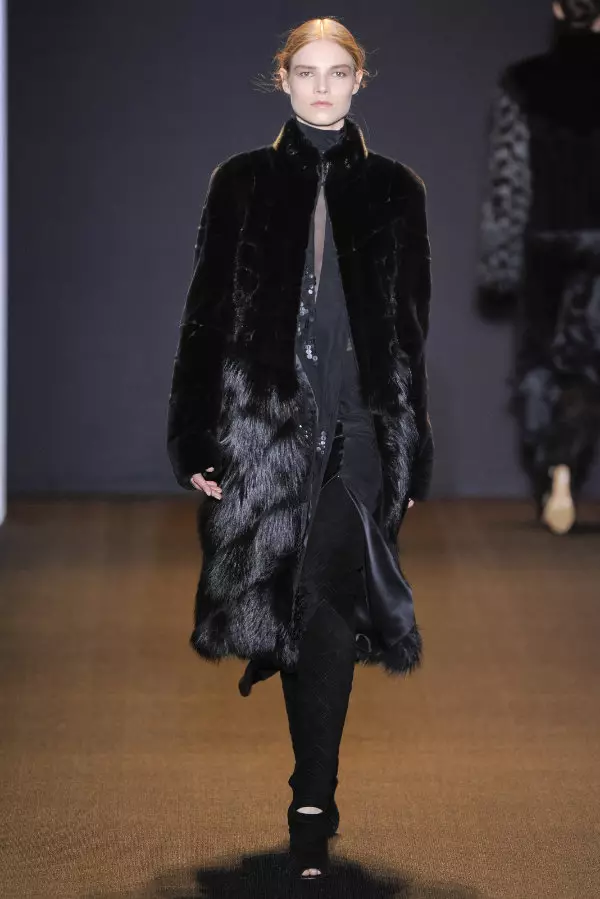 J. Mendel Caij nplooj zeeg 2011 | New York Fashion Week