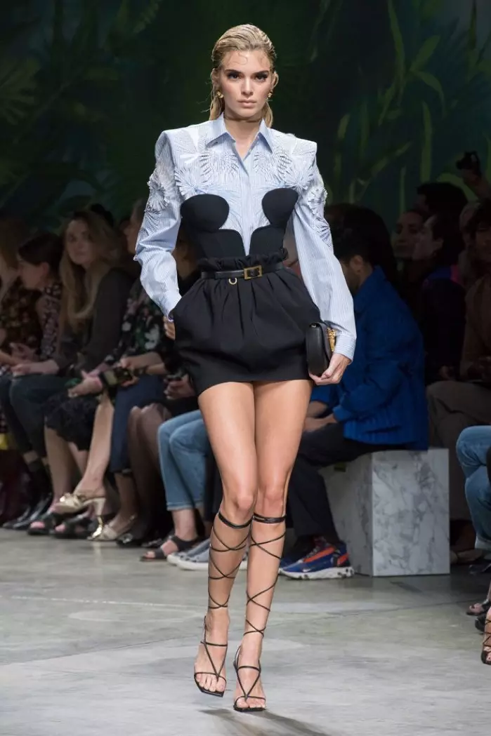 Runway Musim Semi/Musim Panas 2020 Versace