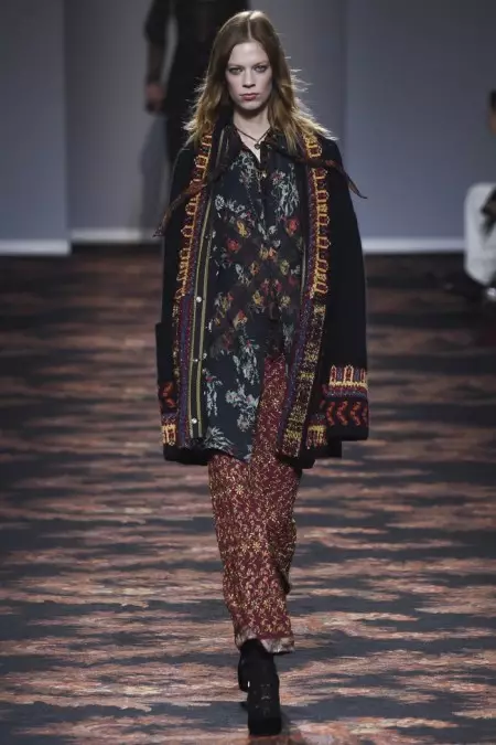 Etro Fall 2016 | Izu Ejiji Milan