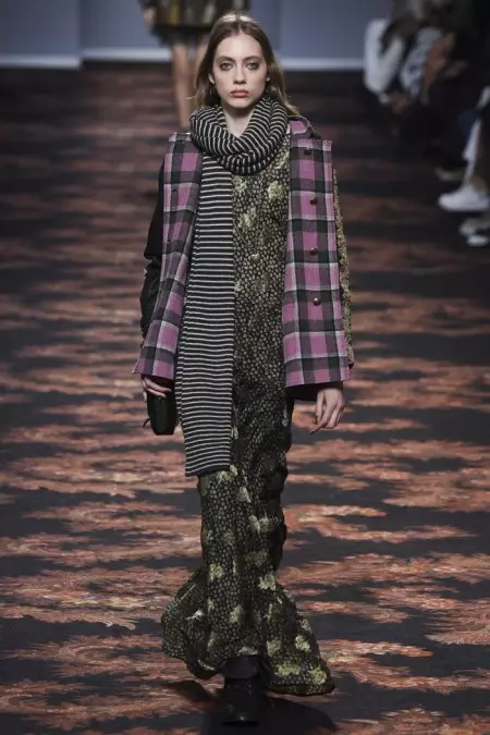 Etro Fall 2016 | Izu Ejiji Milan