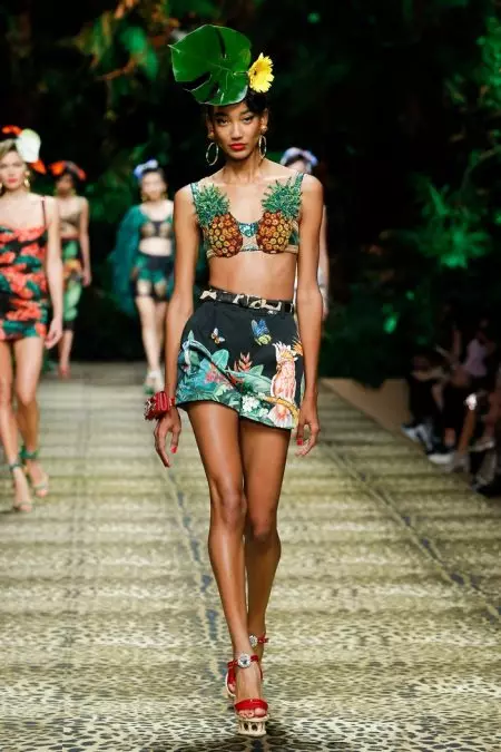 Dolce & Gabbana se vuelve tropical para la primavera de 2020