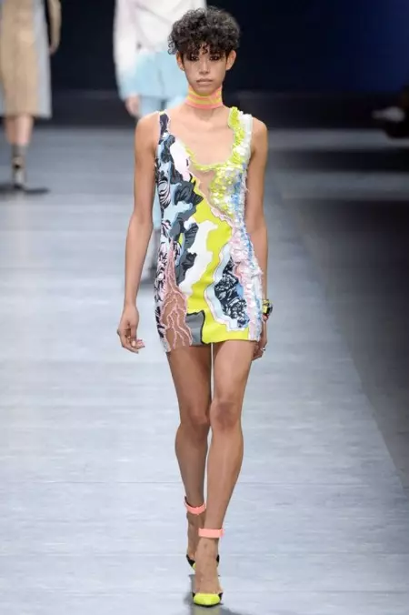 Versace Automne 2016 | Semaine de la mode milanaise