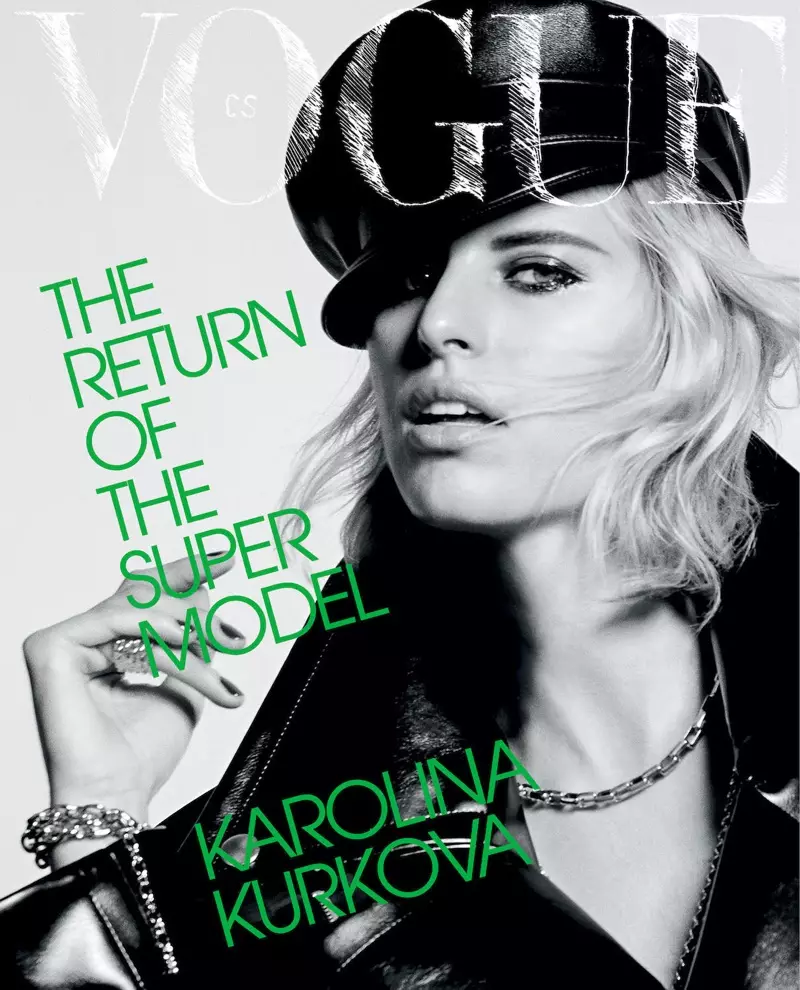 Karolina Kurkova na capa da Vogue Tchecoslováquia de outubro de 2021.