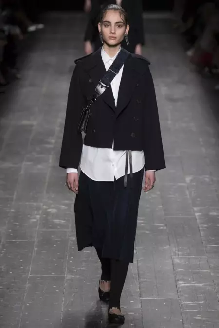 Valentino Fall 2016 | Seachtain Faisin Pháras