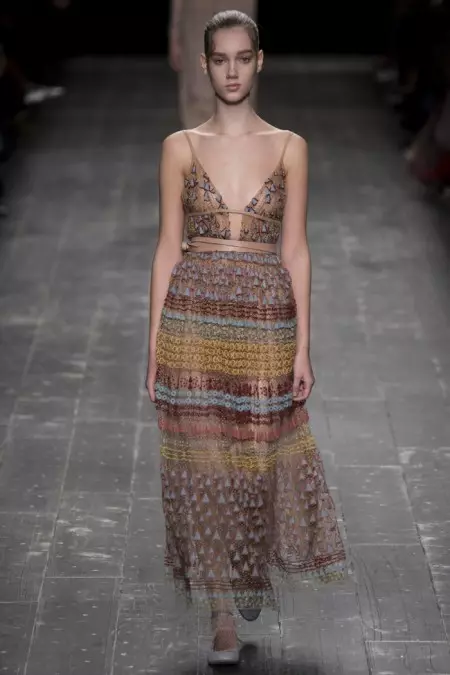 Valentino 2016 m. ruduo | Paryžiaus mados savaitė