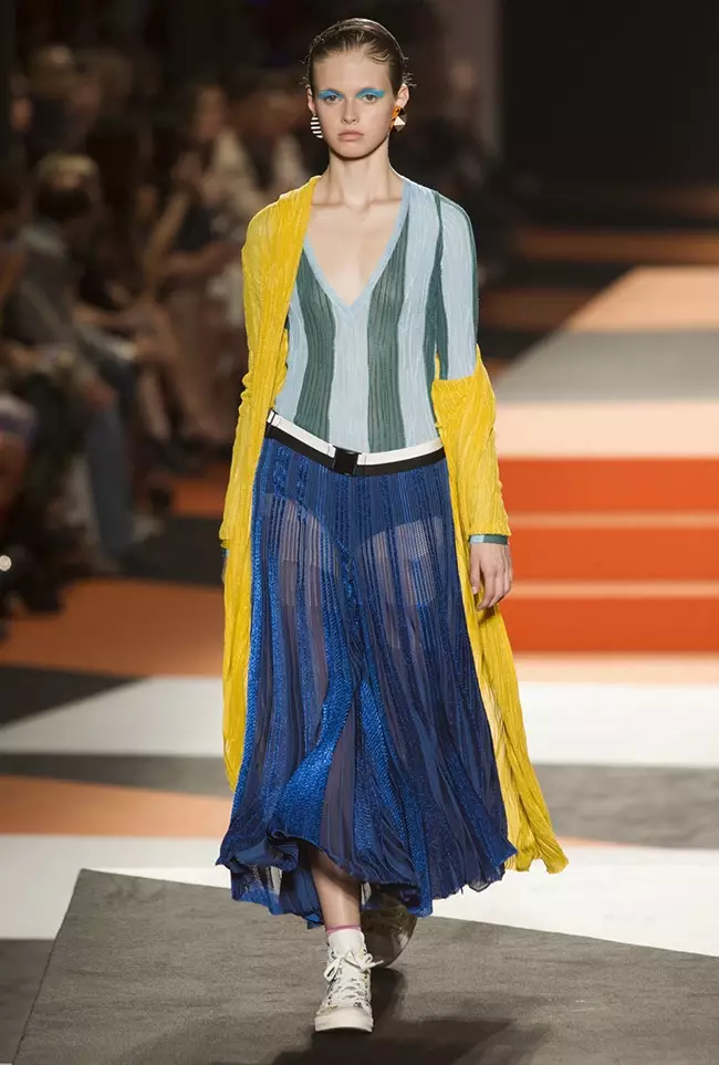 Missoni Spring 2016 | မီလန်ဖက်ရှင်ရက်သတ္တပတ်