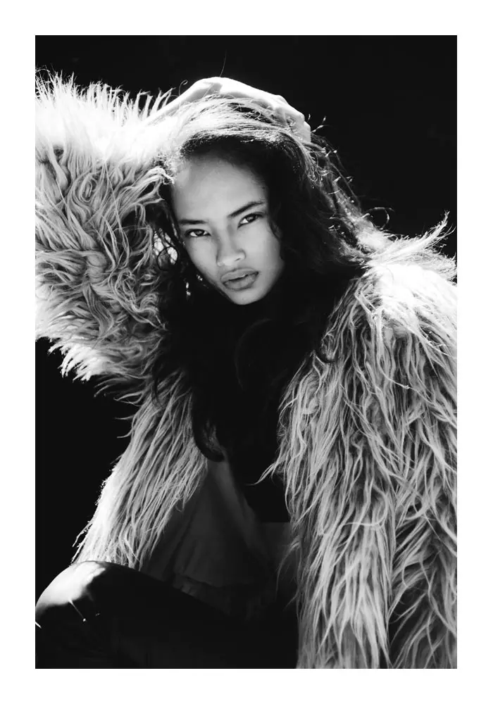 Wajah Segar | Malaika Firth oleh Matthew Priestley