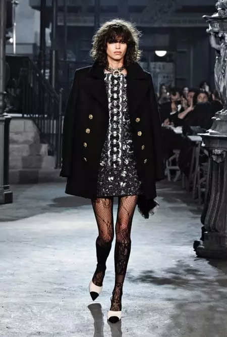 Chanel Channels Classic Cinema para sa Pre-Fall 2016