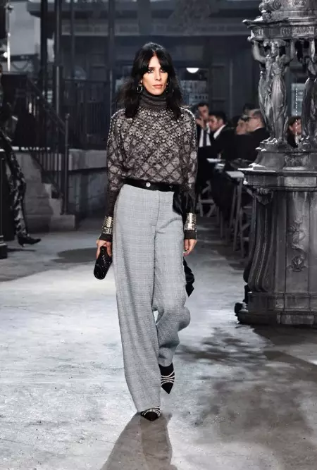 Chanel Channels Classic Cinema ye Pre-Fall 2016