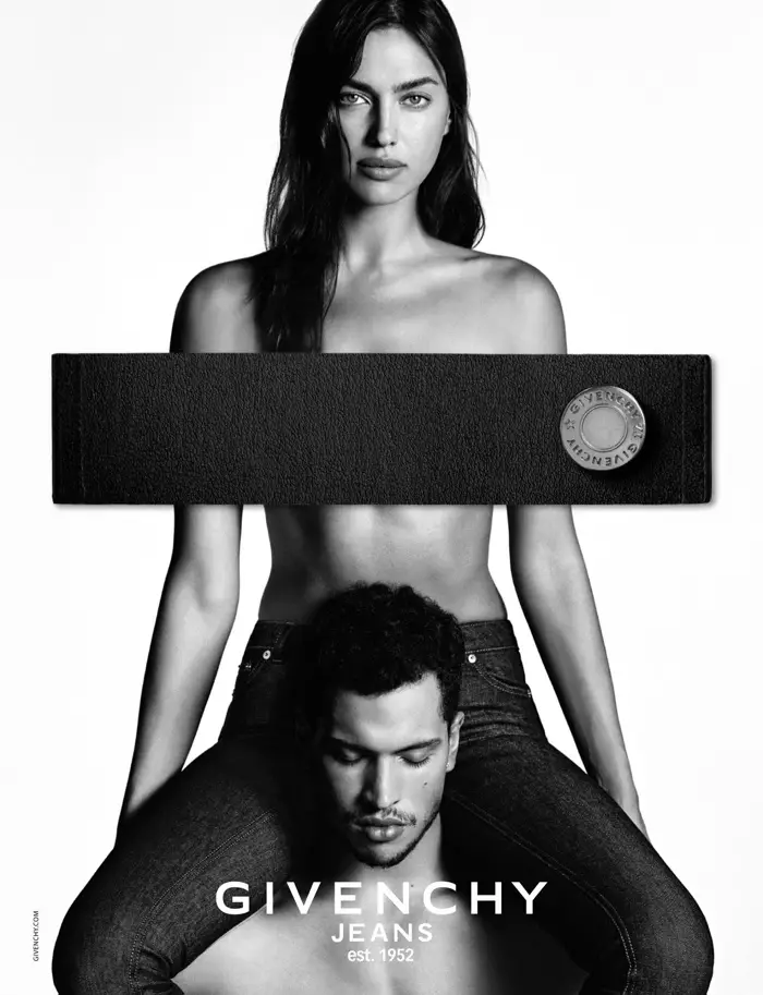 Irina Shayk Topløs Givenchy Jeans-annoncekampagne