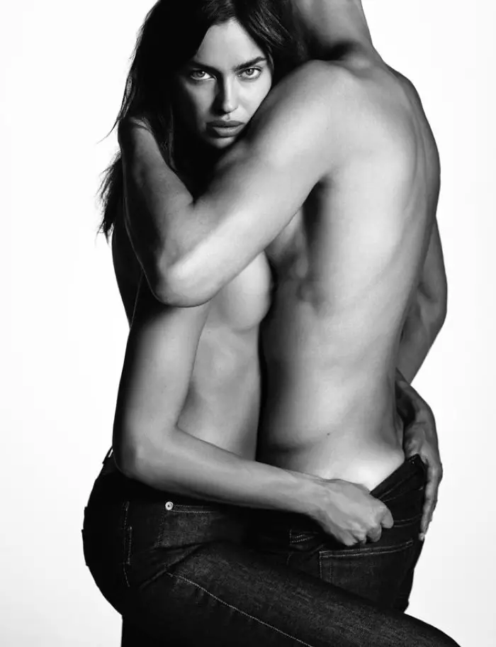 Irina Shayk protagoniza a campaña de Givenchy Jeans