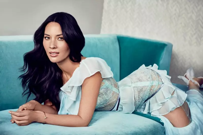 Olivia Munn Cosmopolitan Mexico 2017 年 4 月封面照片