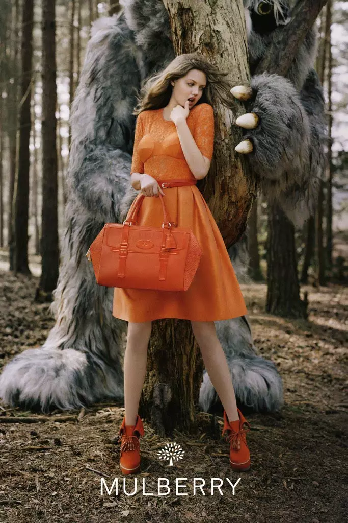 Lindsey Wixson se očaruje pro kampaň Mulberry's Fall 2012 od Tima Walkera