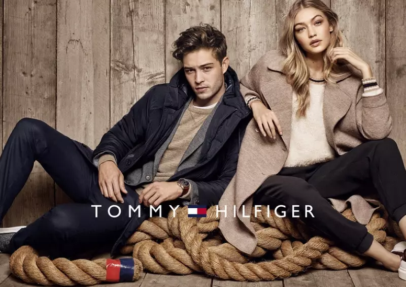 Si Gigi Hadid nag-posing kauban si Francisco Lachowski sa kampanya ni Tommy Hilfiger sa tingdagdag-tingtugnaw 2016