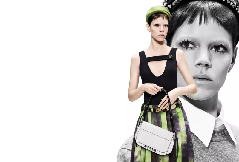 Freja Beha Erichsen compare nella campagna Prada primavera-estate 2019