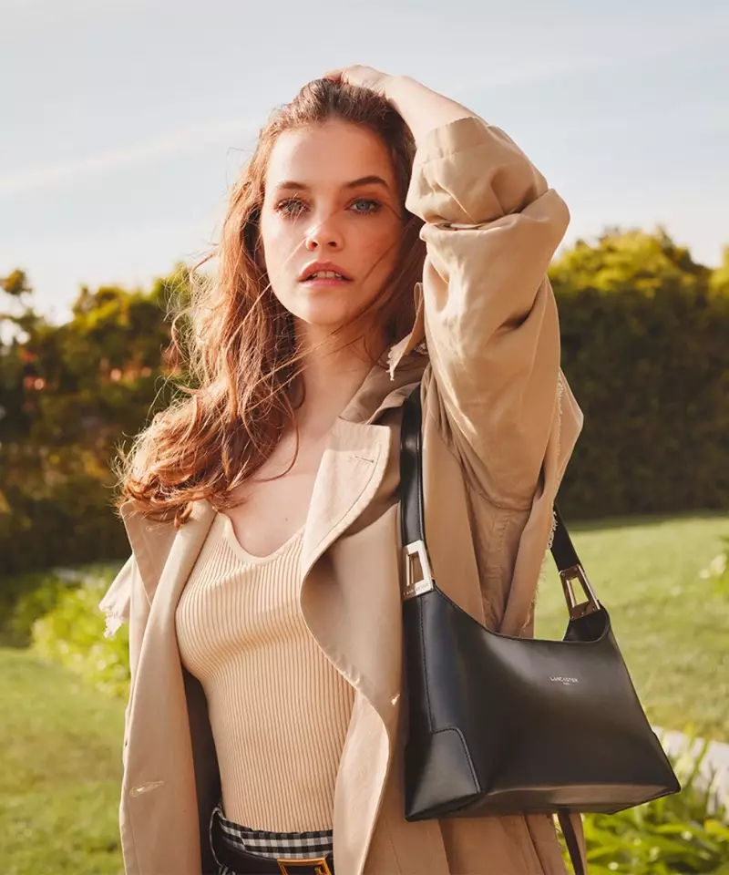 芭芭拉·帕爾文 (Barbara Palvin) 出演蘭開斯特 2021 秋冬廣告大片。