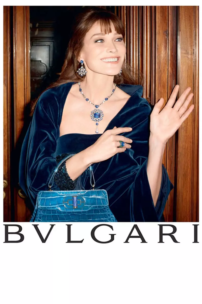 Carla Bruni Kembali ke Permodelan untuk Kempen 'Diva' Bulgari oleh Terry Richardson