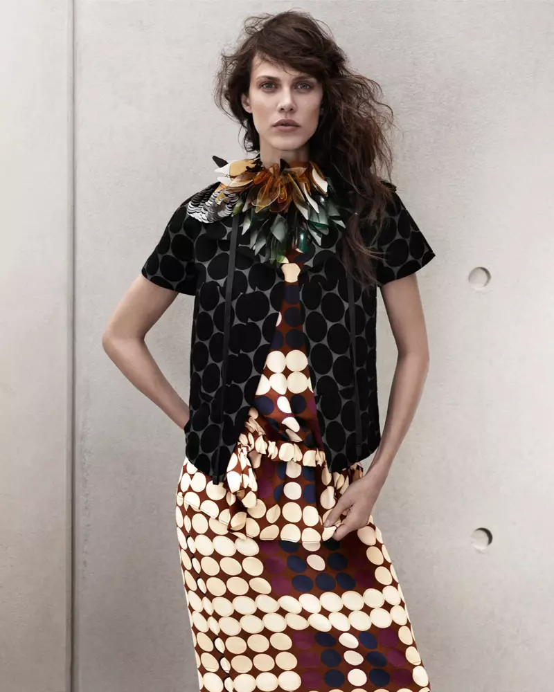 Эмелин Валад в лукбуке Marni x H&M Spring 2012