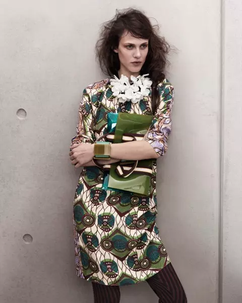 Эмелин Валад в лукбуке Marni x H&M Spring 2012