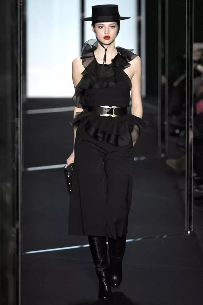 Diane von Furstenberg Fall 2011 | Izu Ejiji New York