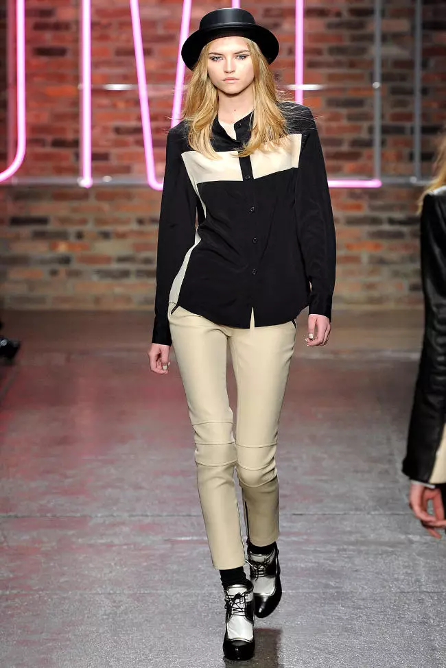 DKNY Fararano 2011 | New York Fashion Week