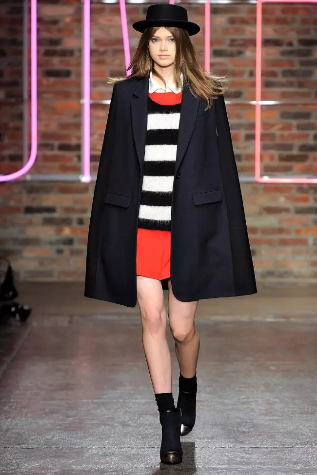 DKNY Fall 2011 | New York Fashion Week