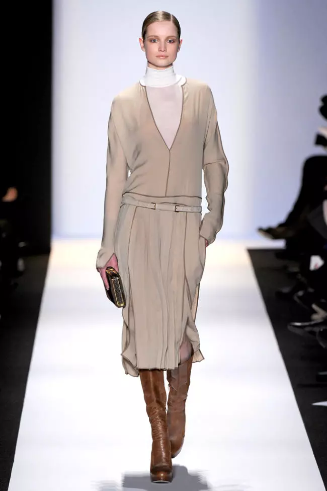 BCBG Max Azria Fall 2011 | न्यूयोर्क फेसन सप्ताह