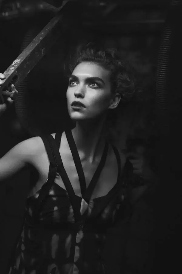 Arizona Muse פון Peter Lindbergh פֿאַר Stern Magazine