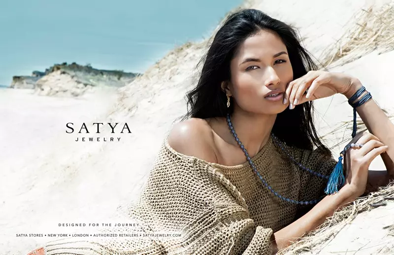 Varsha Thapa Membintangi Iklan Satya Jewelry Fall 2013 oleh Daniel Garriga