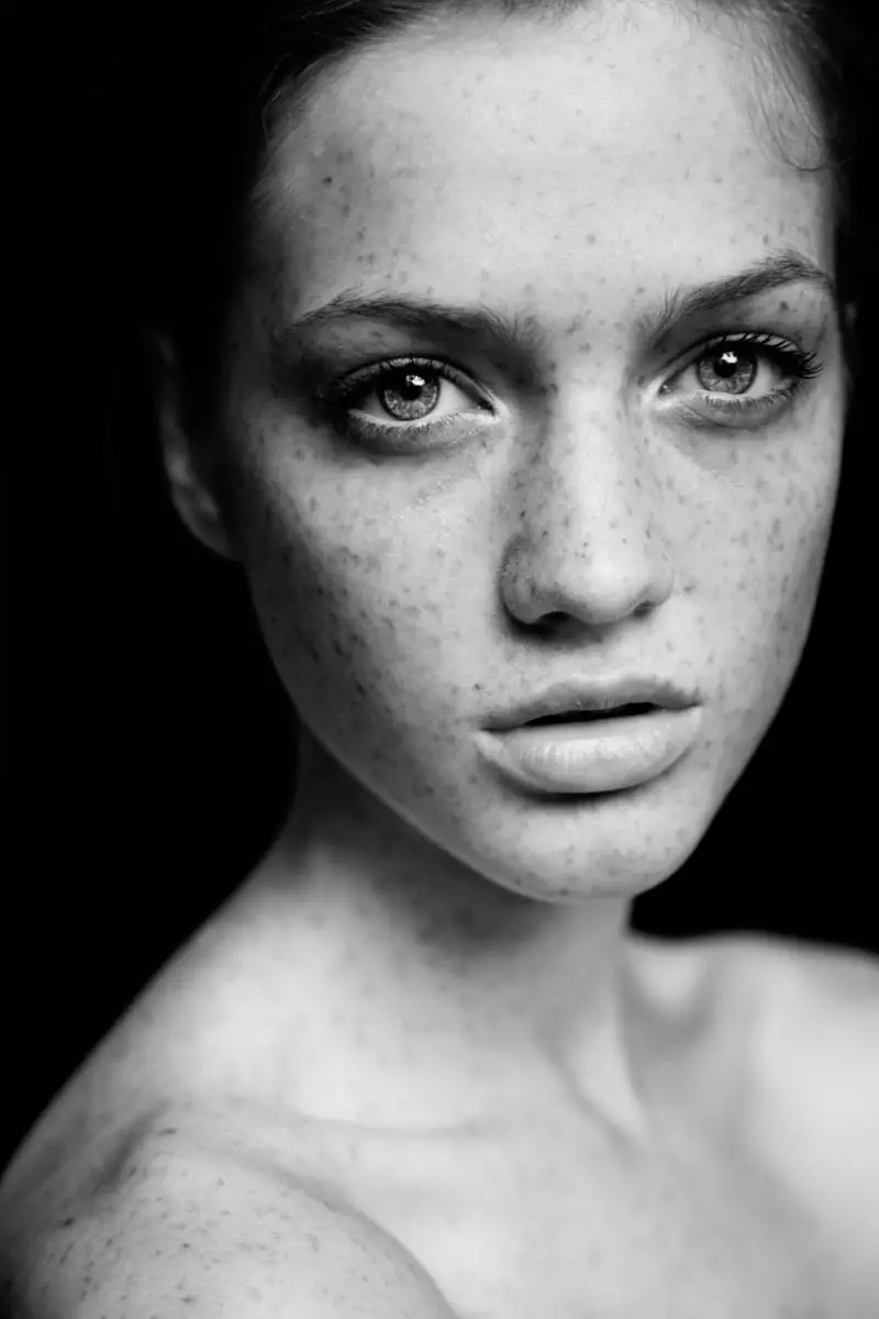 Frisk ansigt | Stefani af Josefina Bietti